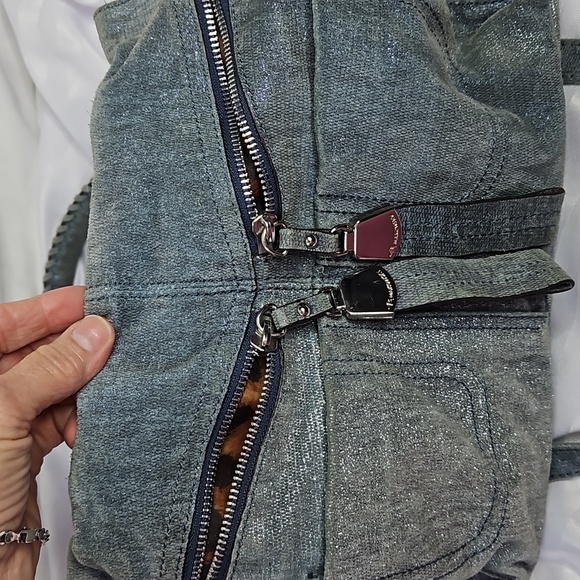 B MAKOWSKY BLUE WITH SILVER SHIMMER HANDBAG PURSE - Picture 6 of 11